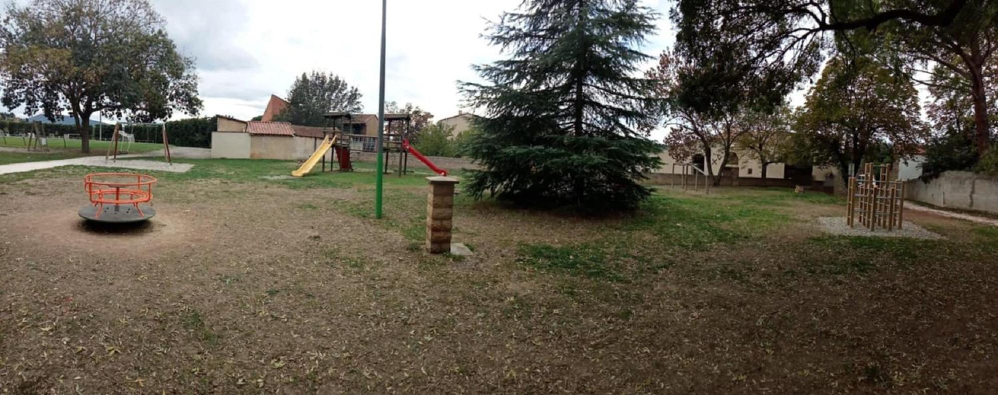 Au Doux Clocher Pieusse Экстерьер фото